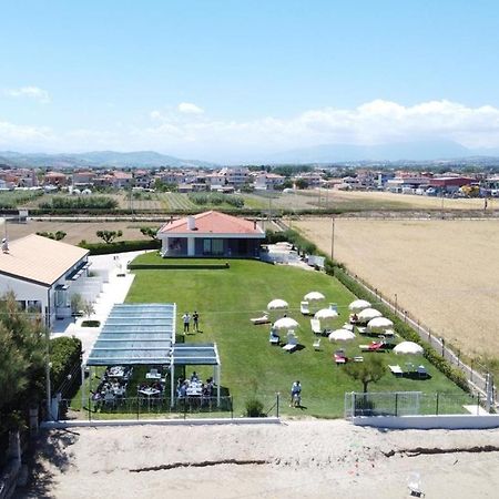 Agriturismo Frontemare Giulianova Eksteriør billede