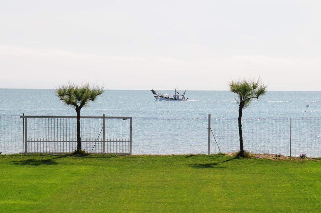 Agriturismo Frontemare Giulianova Eksteriør billede