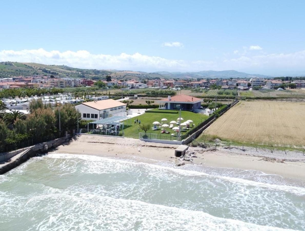 Agriturismo Frontemare Giulianova Eksteriør billede